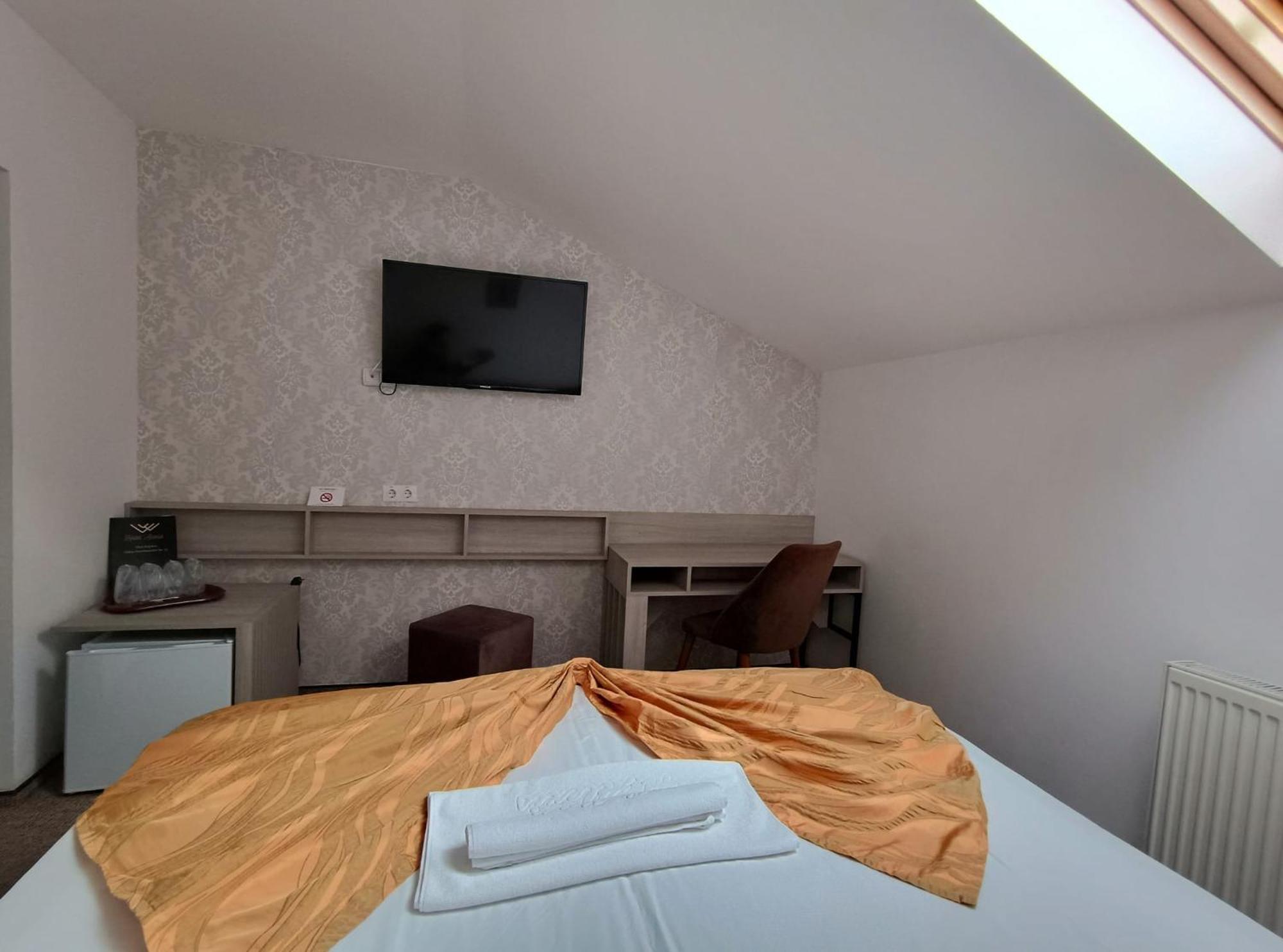 Hotel Alexis Κλουζ-Ναπόκα Εξωτερικό φωτογραφία