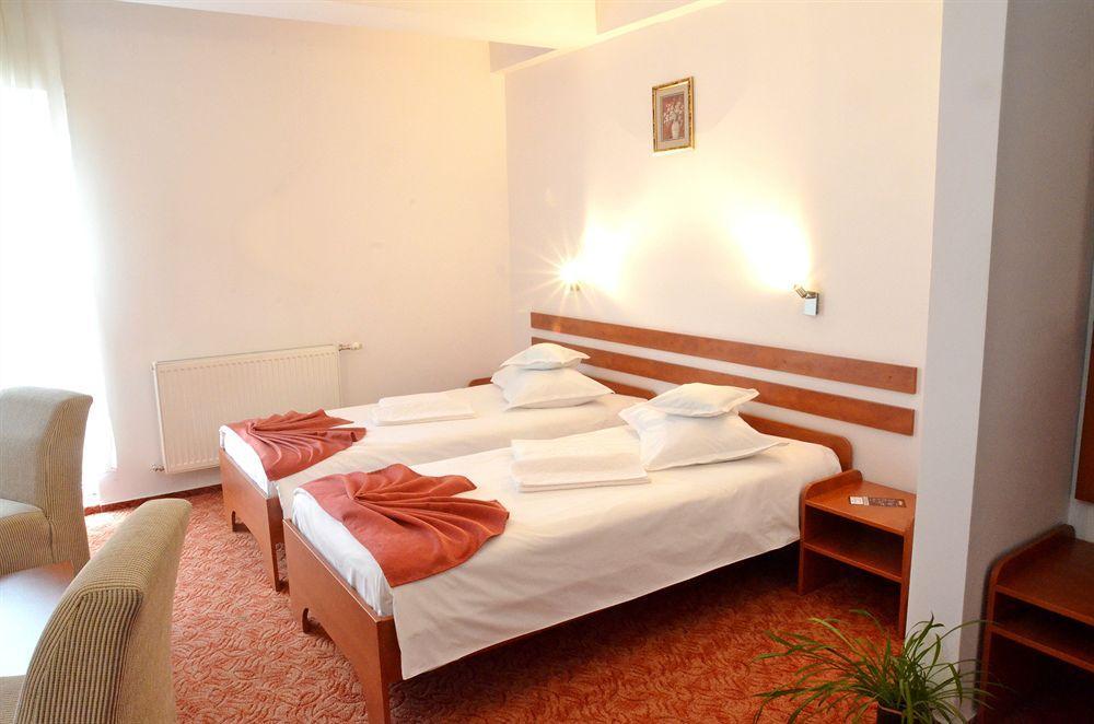 Hotel Alexis Κλουζ-Ναπόκα Εξωτερικό φωτογραφία