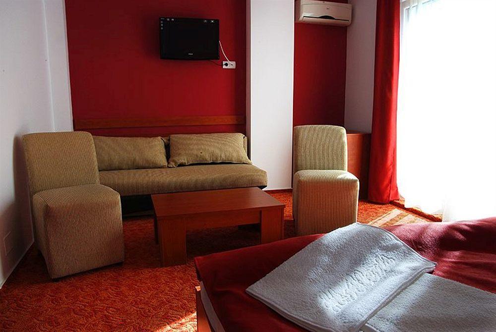 Hotel Alexis Κλουζ-Ναπόκα Εξωτερικό φωτογραφία